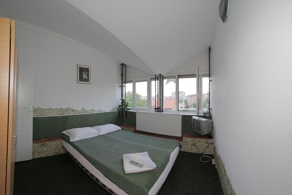 Pensiunea Bianco Nero Temešvár Exteriér fotografie